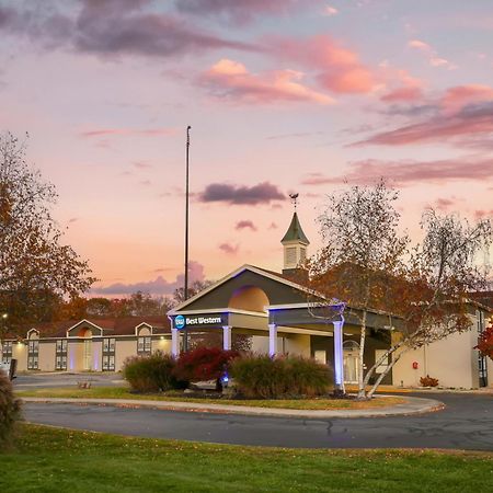 Best Western Mystic Hotel Exterior photo